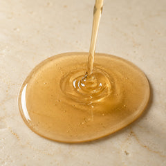 MERAKKEE Essential Hair Deep Cleansing Shampoo — rich lather texture pumped onto palm — Rosemary Geranium Saffron formula