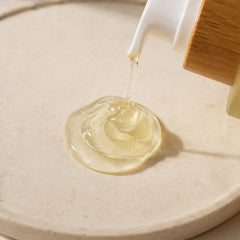 MERAKKEE Purifying Face Wash — gel texture swatch on white — Neem Lemon Saffron Aloe Vera formula